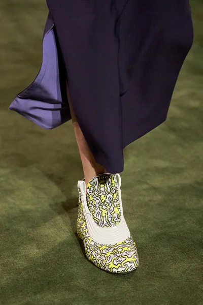 Look 72